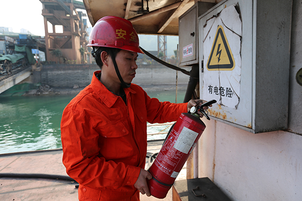 5c8b480a6add9.jpg 2.jpg