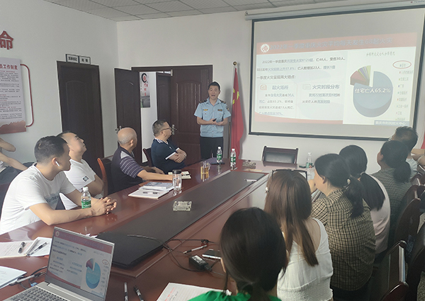 648c078babdbb.jpg 忠縣分公司開展2023年全員安全教育培訓和消防應(yīng)急演練2.jpg