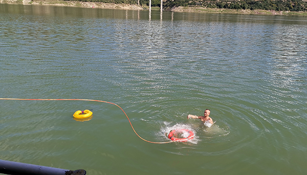 68ae7471723aa.jpg C2495F364E97955C2933A81298A6B92C.jpg